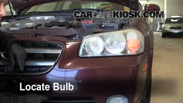 2002 Nissan Maxima GLE 3.5L V6 Éclairage Feux de croisement (remplacer l'ampoule)